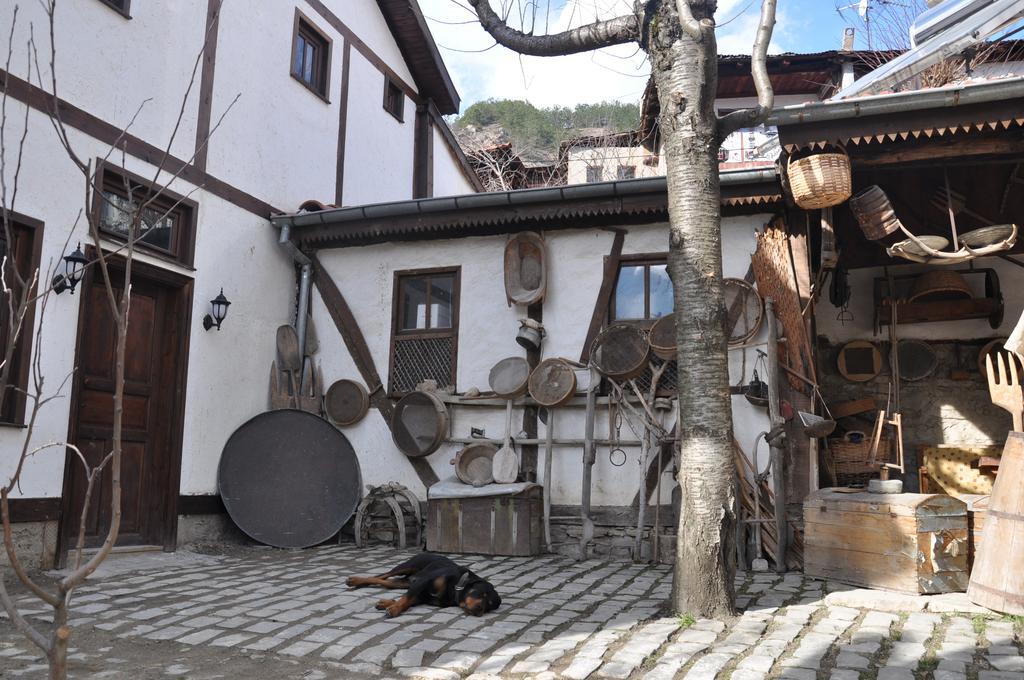 Haci Sakirler Konagi Guest House Mudurnu Exterior foto