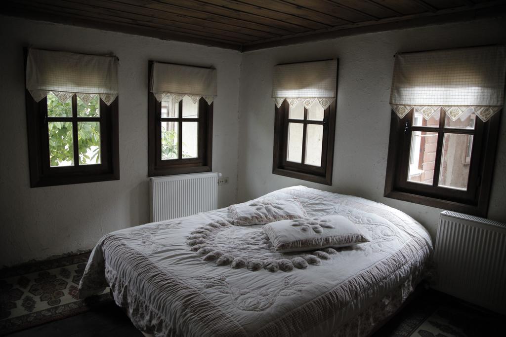Haci Sakirler Konagi Guest House Mudurnu Exterior foto