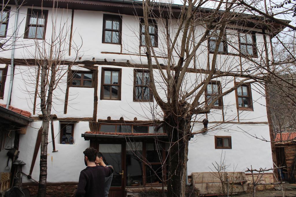 Haci Sakirler Konagi Guest House Mudurnu Exterior foto