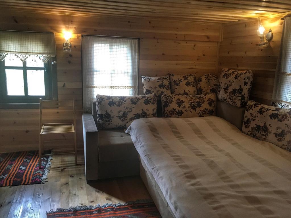 Haci Sakirler Konagi Guest House Mudurnu Exterior foto