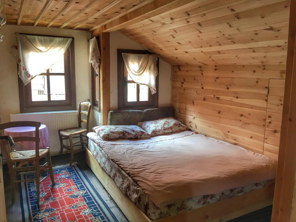 Haci Sakirler Konagi Guest House Mudurnu Exterior foto